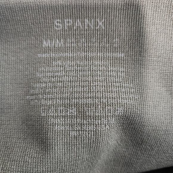 Spanx Look at Me Now Seamless Camo Leggings Green Medium - Picture 6 of 6